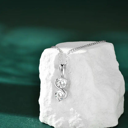 RAPRGOLD GRA Certified 1CT Moissanite Round Pendant Necklace for Women, featuring a brilliant 1-carat moissanite gemstone set in 925 sterling silver